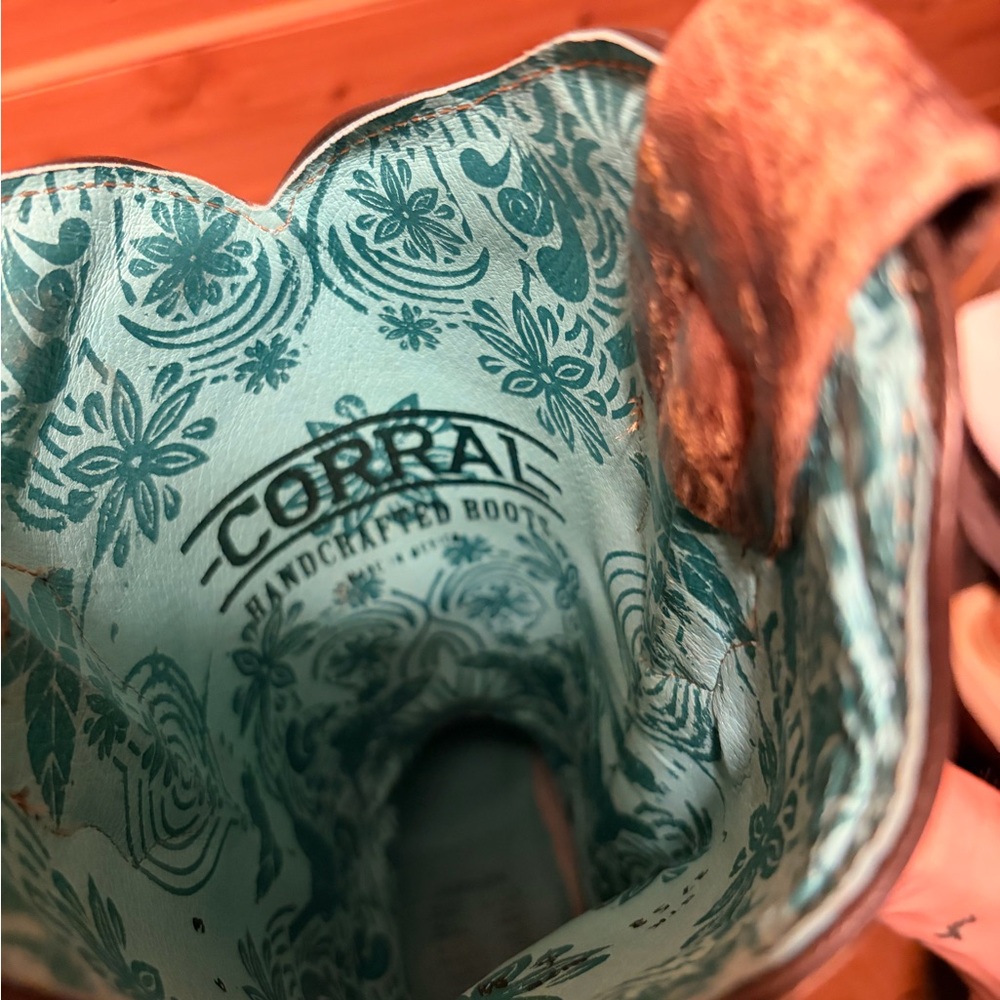 Corral Teal Floral-Print Leather Cowboy Boots - Picture 2 of 3